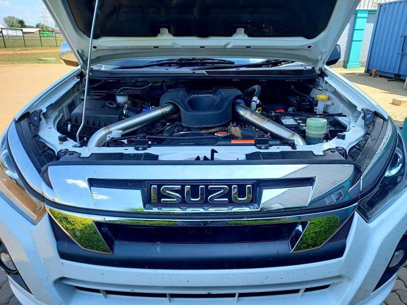 Isuzu 2.5/3.0 Intercooler Kit